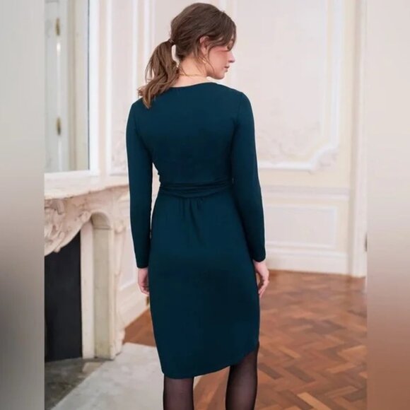 Seraphine Peachy Dress in Emerald - Picture 3 of 16